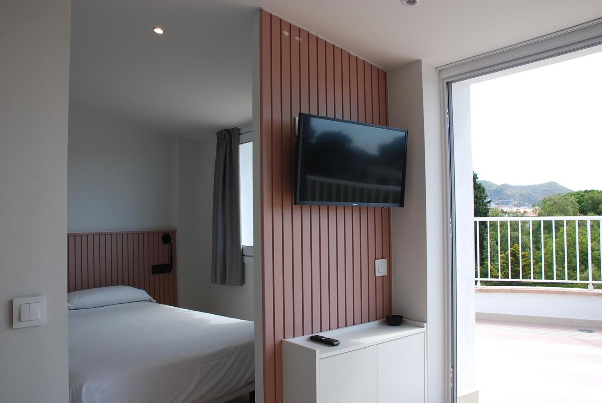 Apartamentos Sunway Arizona Sitges Bagian luar foto