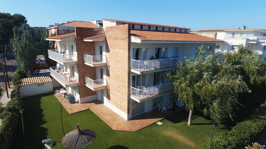 Apartamentos Sunway Arizona Sitges Bagian luar foto