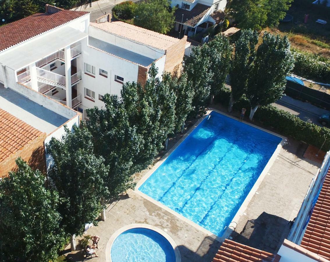 Apartamentos Sunway Arizona Sitges Bagian luar foto